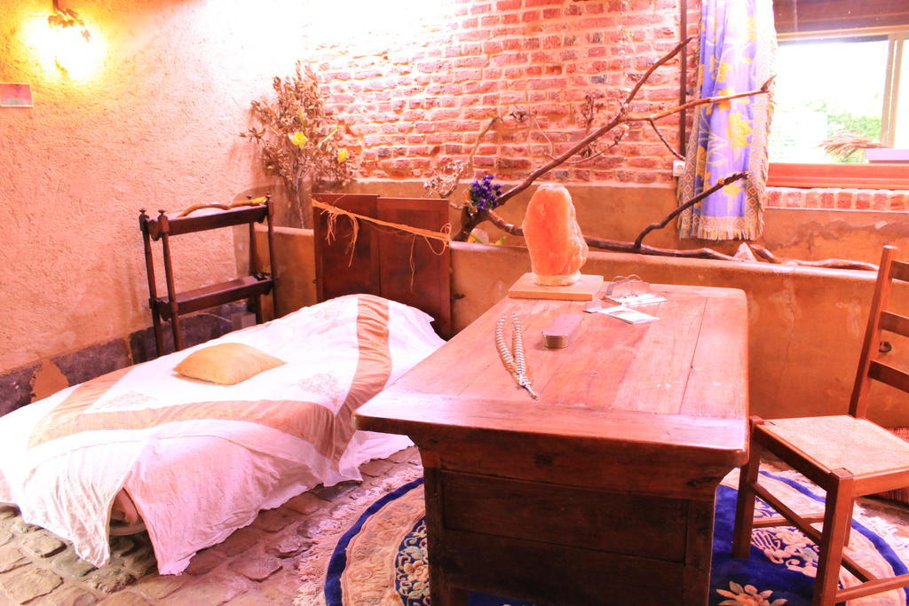 La Mezzanine Hotel Amfroipret Bilik gambar